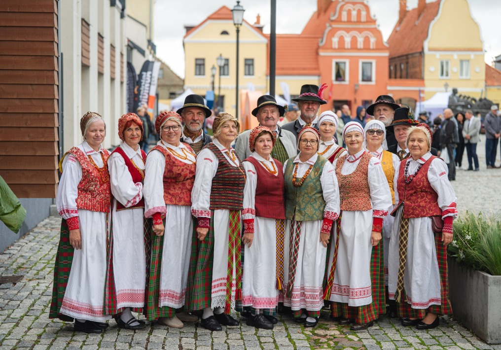 Folkloro ansamblis JORIJA